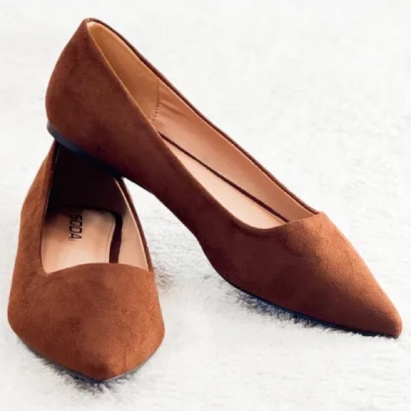 Soda Shoes - Soda Flat Out Perfect in Walnut Size 8 NIB